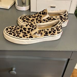 Leopard print Vans